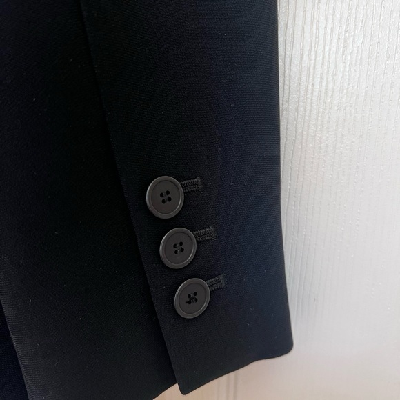 Ann Taylor Petites Womens Size 0P Black Three-Button Blazer Jacket Fully Lined - Picture 4 of 6